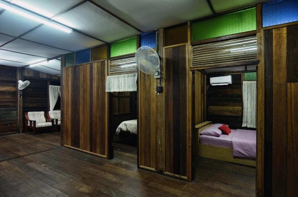 Oyo Home 90745 Desa Balqis Beach Resort Malacca Ngoại thất bức ảnh