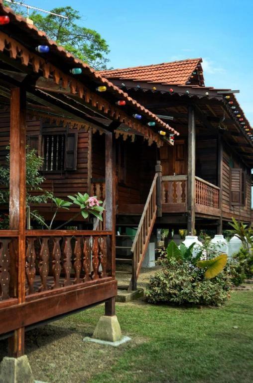 Oyo Home 90745 Desa Balqis Beach Resort Malacca Ngoại thất bức ảnh