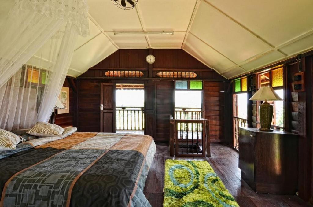 Oyo Home 90745 Desa Balqis Beach Resort Malacca Ngoại thất bức ảnh